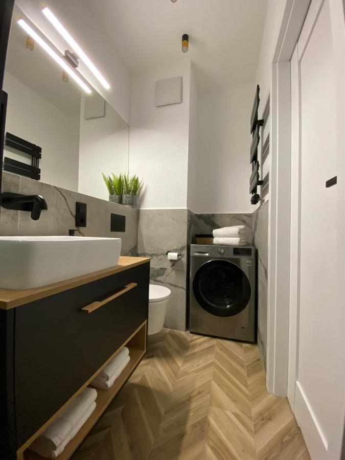 P&A Apartament Gaski  Luaran gambar