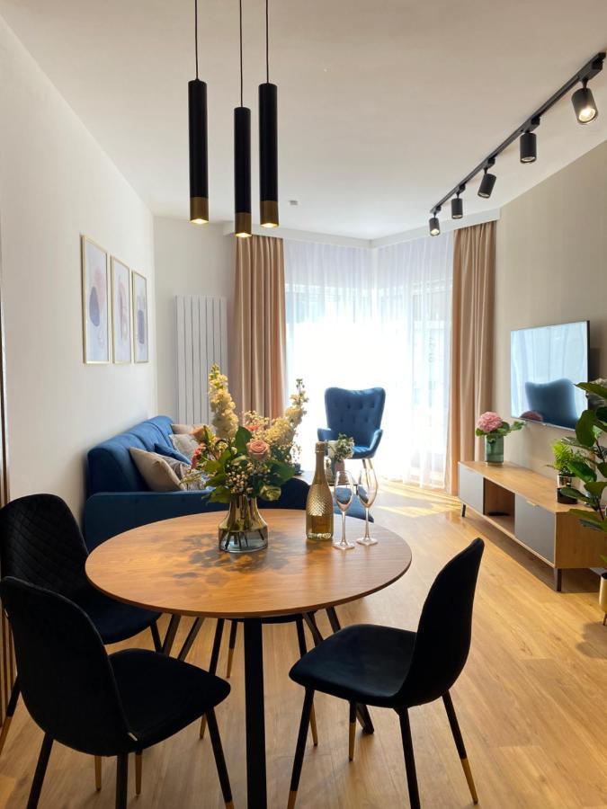 P&A Apartament Gaski  Luaran gambar
