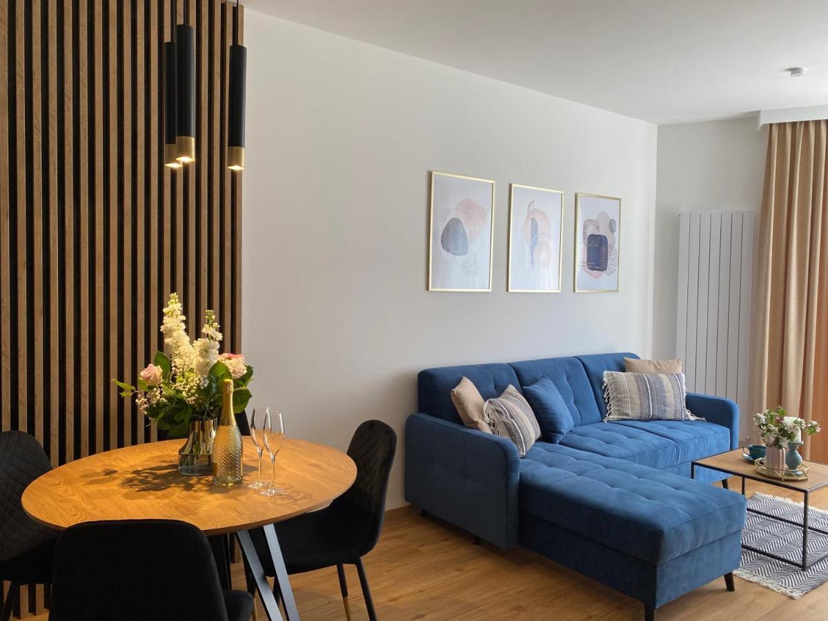 P&A Apartament Gaski  Luaran gambar